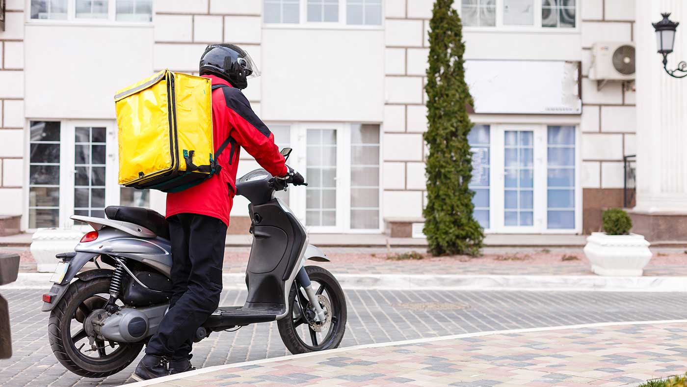 advertising-material-courier