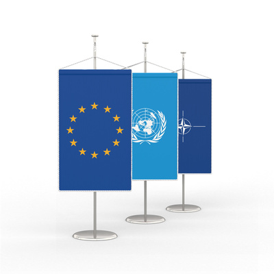 Special flags as table banners