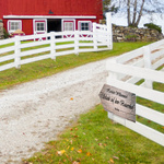 Garden sign as directional arrow