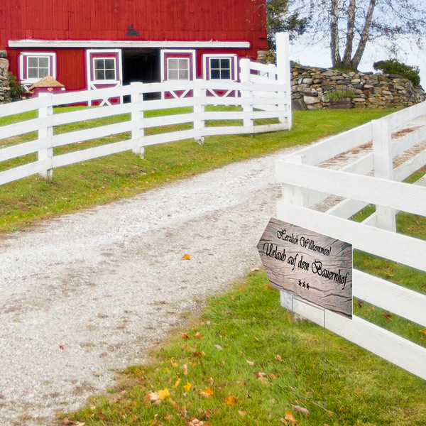 Garden sign as directional arrow