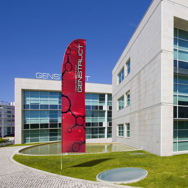 Bowflag® / Beachflag for Corporate Advertising in Indoor and Outdoor Areas