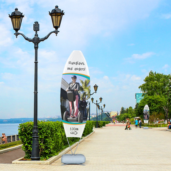Bowflag® Surfer - highly visible, mobile advertising in the focus of the target audience