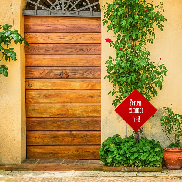 Garden sign for daily updated information