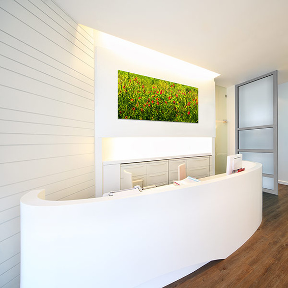 Posters on aluminum composite panels: high-quality, durable, professional