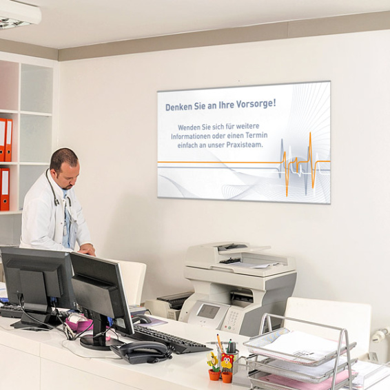 Textile posters for outfitting medical practices: informative & decorative