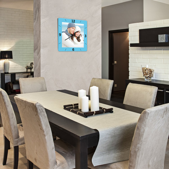 Square clock, custom designed with Visprodesign®, size 60 x 60 cm
