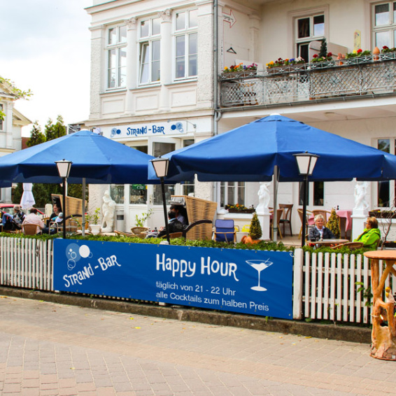 PVC Banner Basic as Advertising Banner for Hotels, Restaurants, and Bars