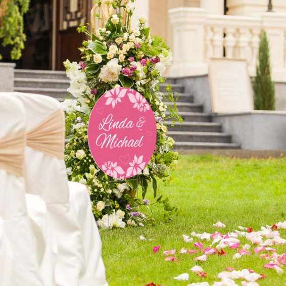 Garden signs as stylish garden decor for weddings or similar events
