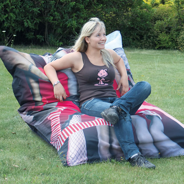 Square bean bag, size 140 x 180 cm
