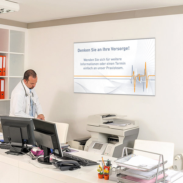 Textile posters for outfitting medical practices: informative & decorative