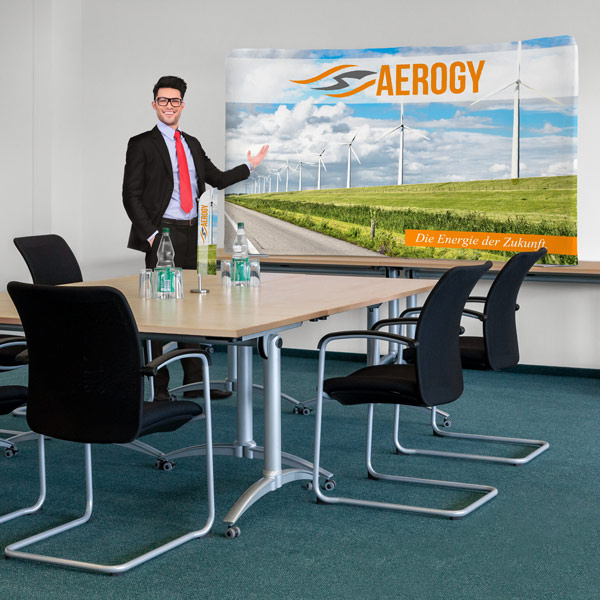 Display Wand Basic curved - use as table display in seminar room