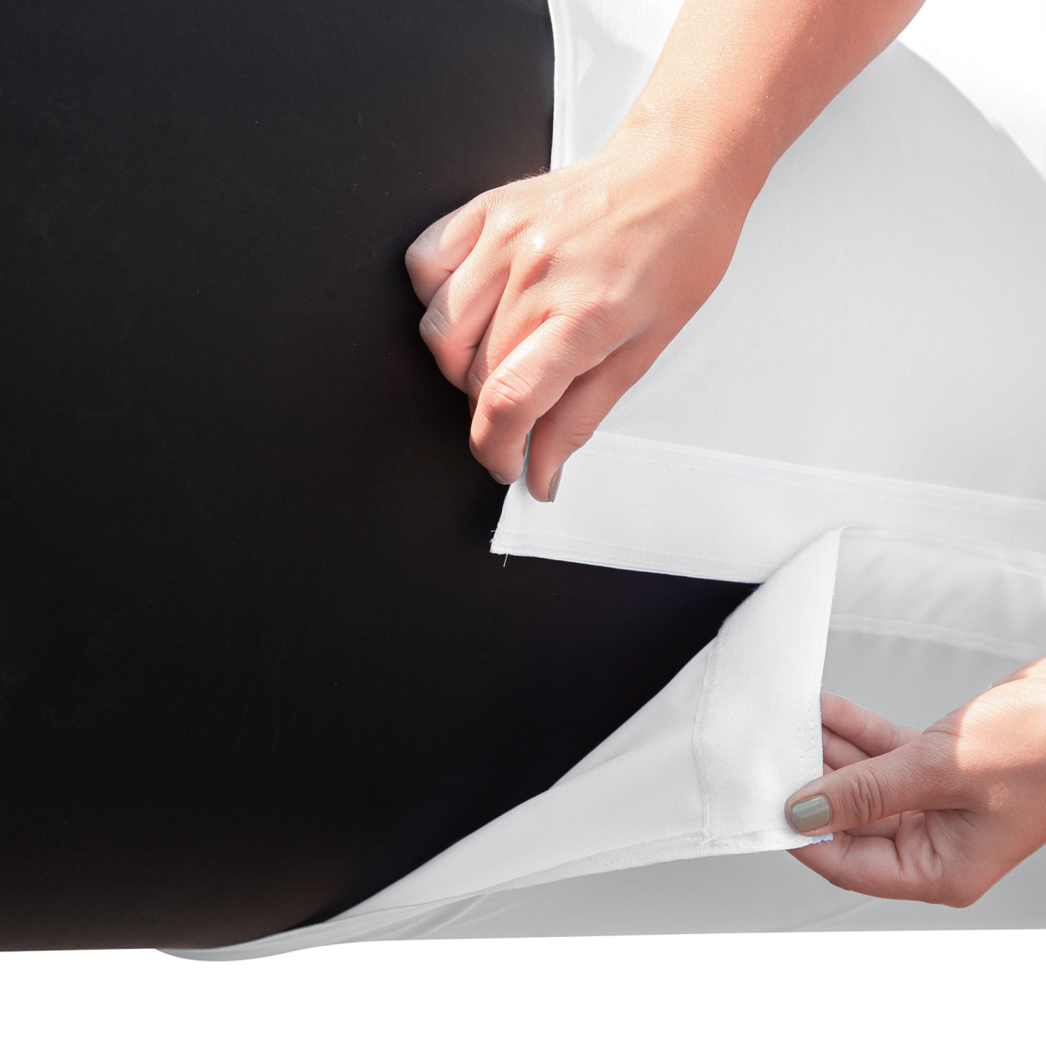 Simple and quick replacement of interchangeable banners via hook-and-loop fastener