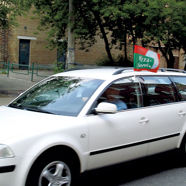 Car flags, the advertising medium for service companies