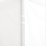 Wall with mounting loops - secure attachment to the frame