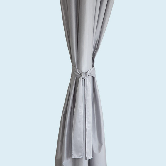 Decorative bowl with decorative ribbon, classically knotted