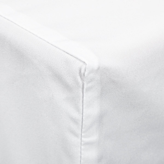 Table cover long, side edges half open, detail top