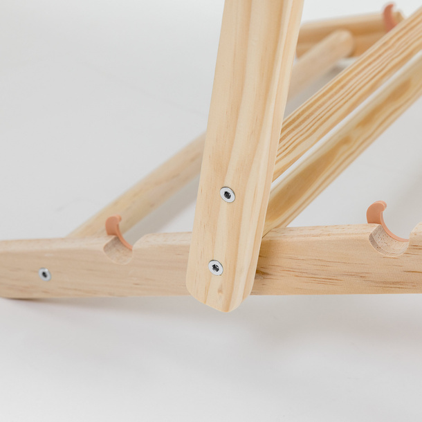 3-position adjustable, detail: plastic safety bracket