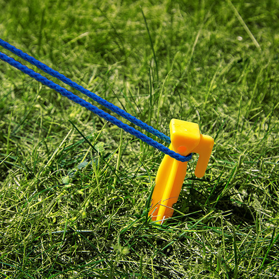 PVC ground stakes, included in the scope of delivery