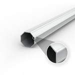 hochwertiges, höchst stabiles Achtkantprofil aus Aluminium (ø 52 mm/1,5 mm)