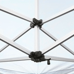 Perfectly tensioned tent roof via crank system