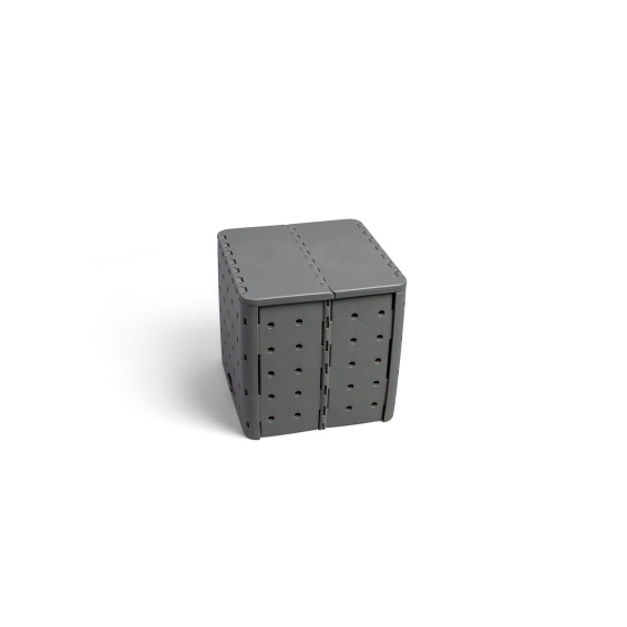 Flatcube - foldable seat cube made from recycled PP material