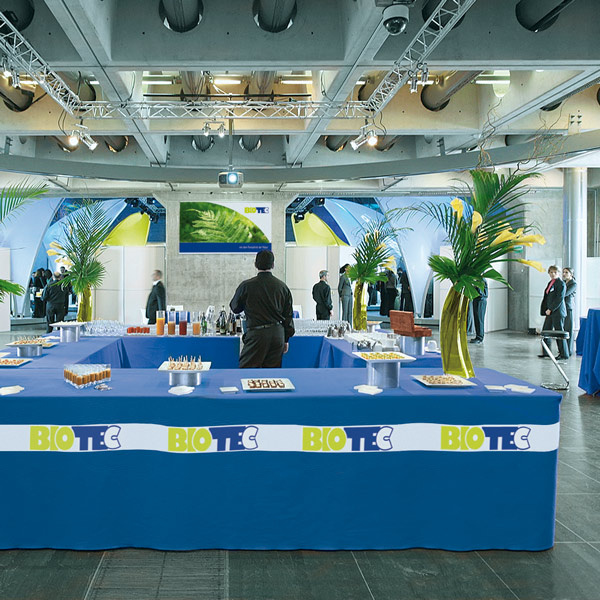 Long table cover (side seam closed) for promotion and trade fairs