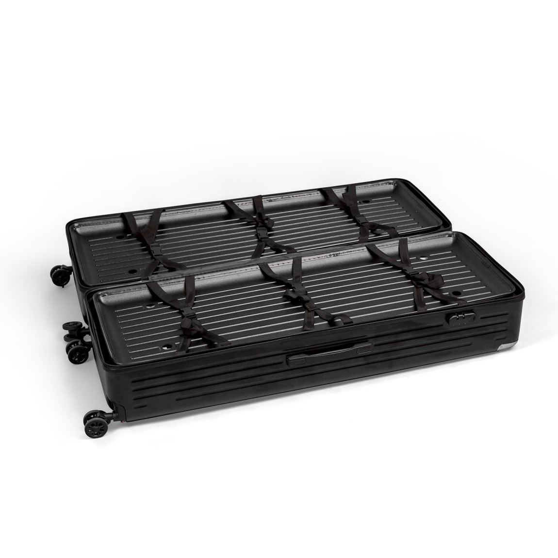 Flight case with well-designed internal layout