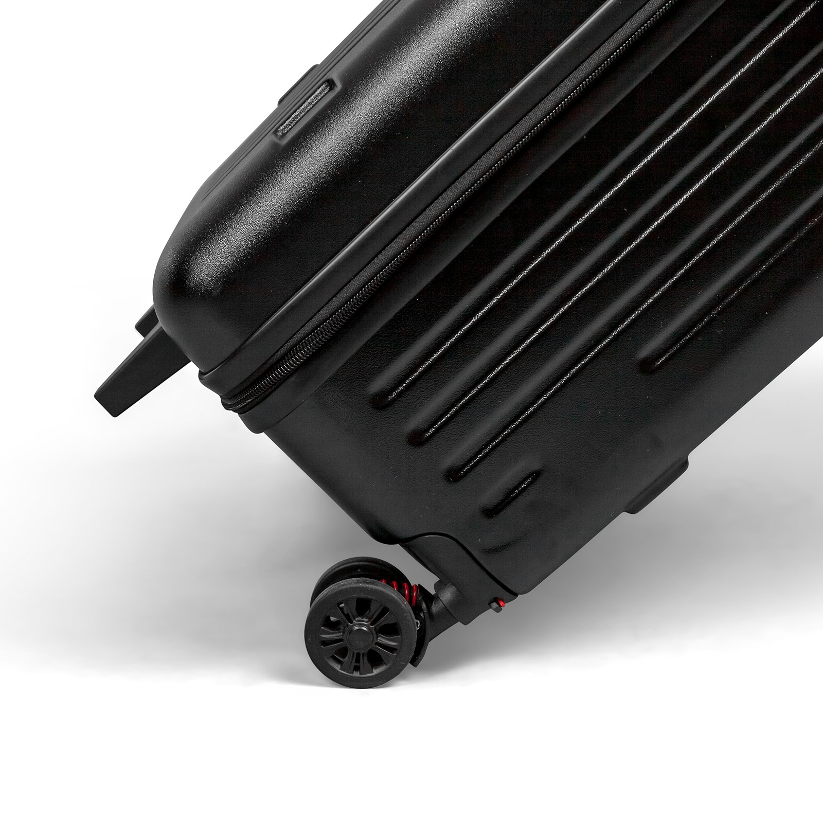 2 wheels for effortless maneuvering of the case