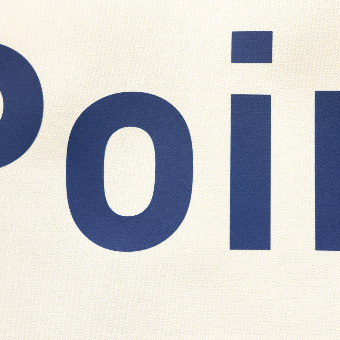 Brilliant DTF logo print, weatherproof, maximum lightfastness (7–8), abrasion-resistant, long-lasting, stretchable & tear-resistant