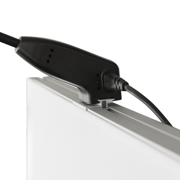  Mounting linking cable to LED-Spot