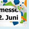 Advertising banner, attachment of the interchangeable graphic using Minax buttons