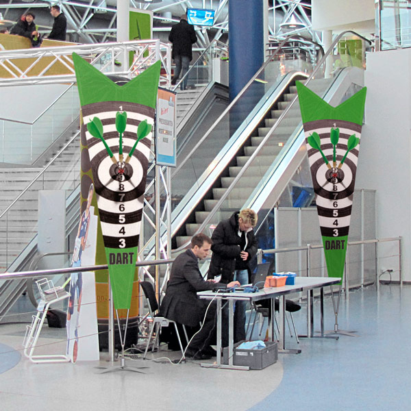 Bowflag® Premium Dart - as striking, mobile promotional advertising