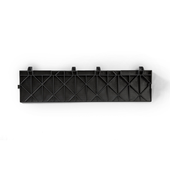 Ramp for base plate, underside