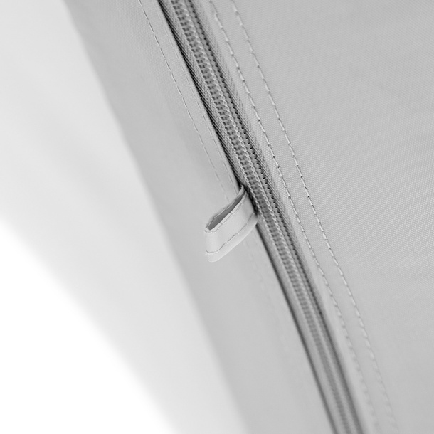 All passage arches with zipper, tent wall flexibly attachable