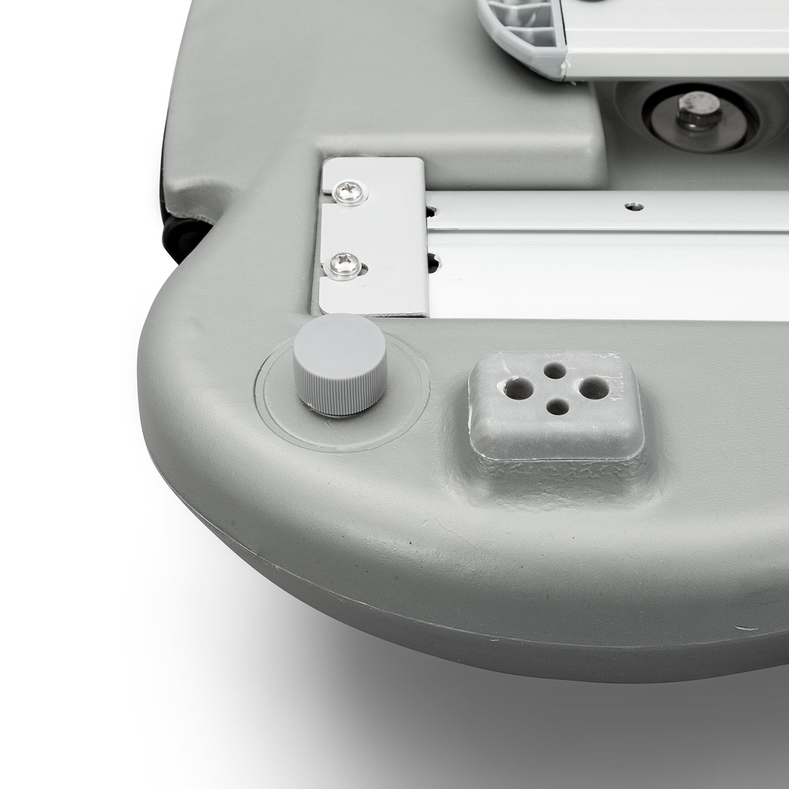 easy emptying of the base through a drain opening on the underside