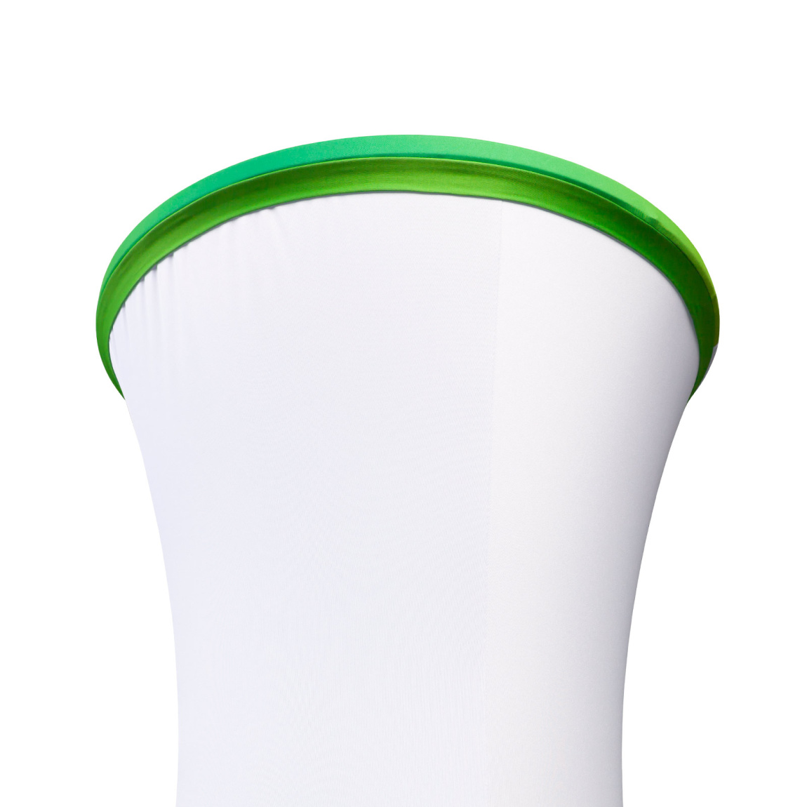 Detailed view of top cover with white slipcover