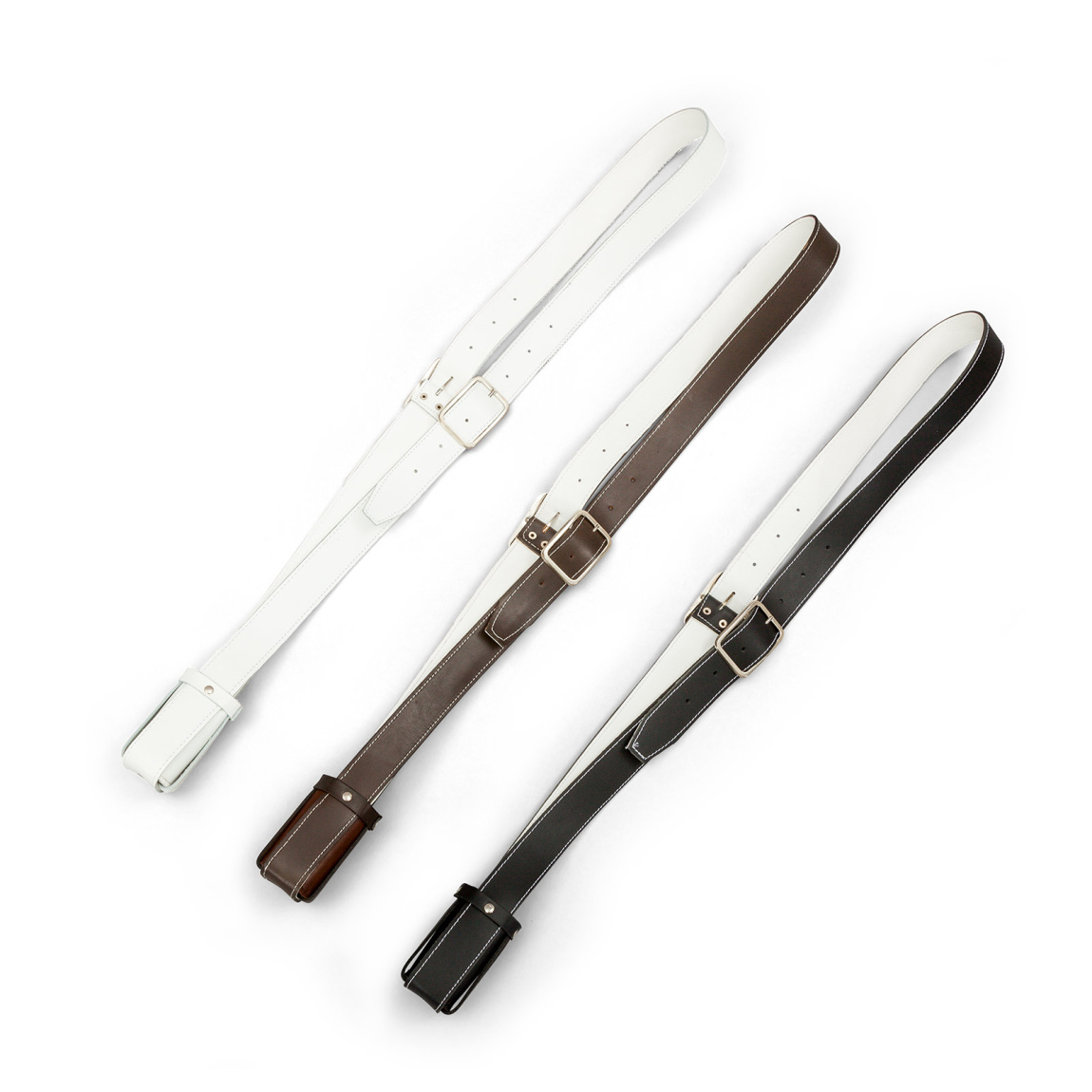 Optional accessories: carrying belt for waving flags in white, brown or black