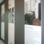 Product advertising with Q-Frame® wall frame, 25 mm profile