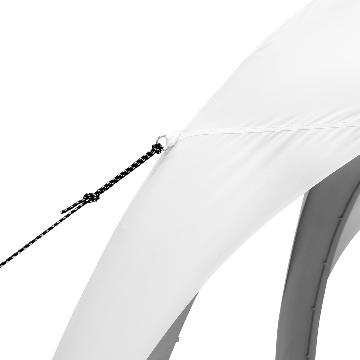 Tent roof equipped with 4 D-rings for securing with guy ropes