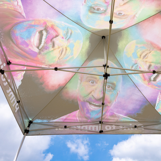 Tent roof printed on the outside (Variotex Z) – the design appears in mirror image on the underside of the tent roof