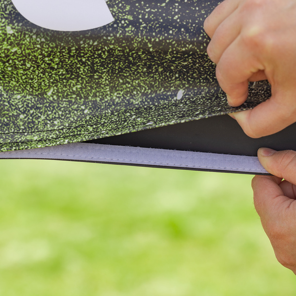 Tent canopy and tent roof: attached to the valance using Velcro tape