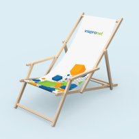 Deck chair with armrest